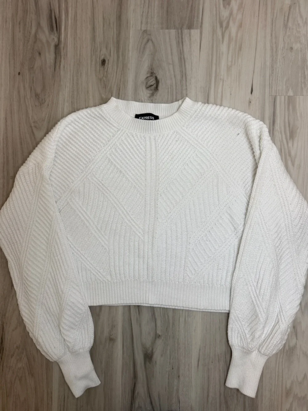 Express Classic White Textured Knit Sweater - Women's Crewneck size XS